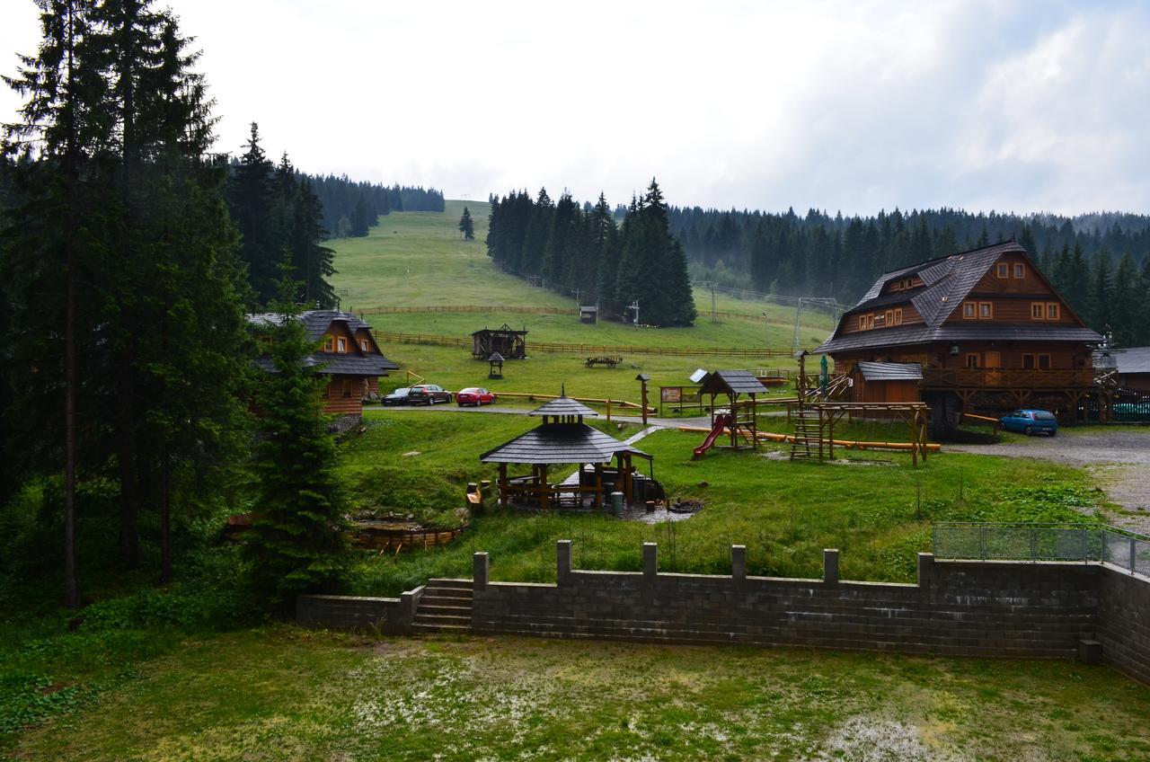 Horsky Hotel Kristina Hrustin Екстер'єр фото